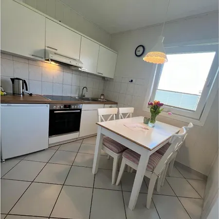 Ferienwohnung-in-strandnaehe-schwalbennest-1 Apartment